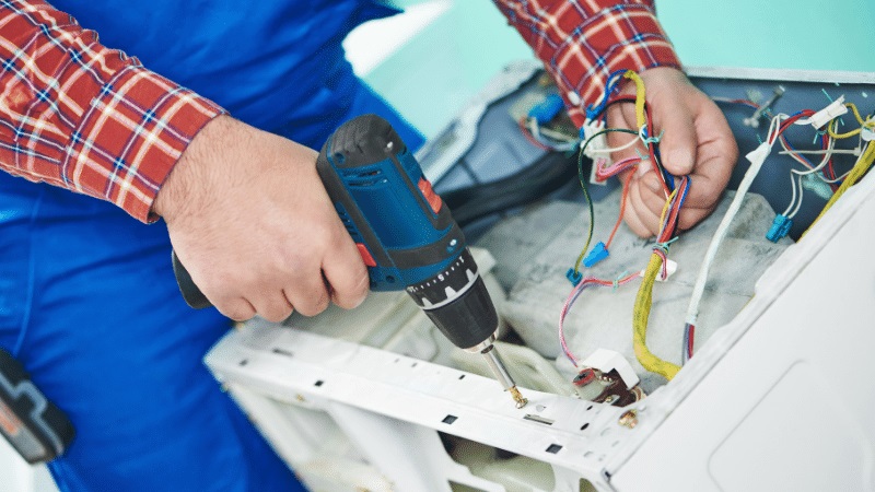 Kadıköy Westinghouse Westinghouse çamaşır makinesi kart tamiri – Su almama arızası orijinal parça ile giderildi. - Teknik servis örneği